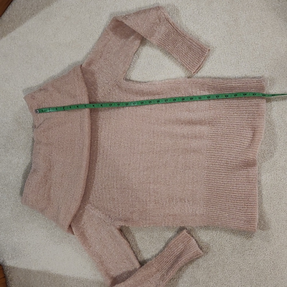 Rose gold shoulder cowl sweater M
